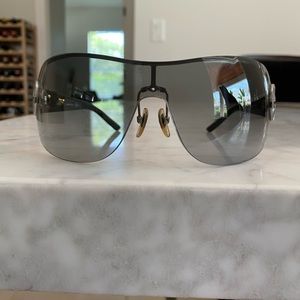 Gucci Sunglasses EUC